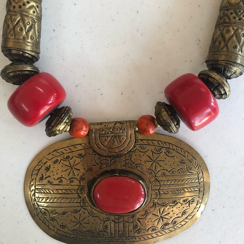 Necklace - Picture 2 of 2